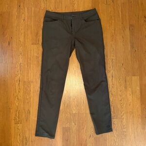 Lululemon ABC Pants Size 33x34 Army Green